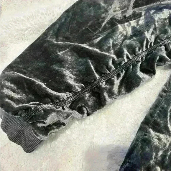 Free People Ruched Plush Velvet Bomber Jacket Medium Gray Draped Zip Front - Picture 4 of 7